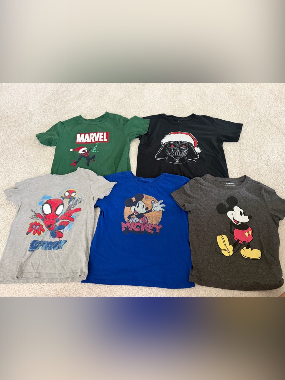 Lot of 5 5T/Size small Disney/Marvel t-shirts